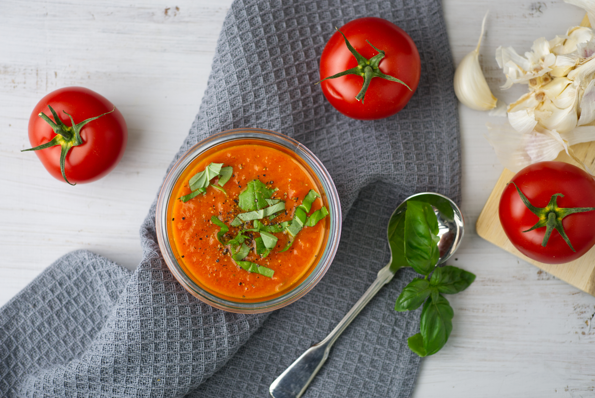Selber machen: Grundrezept schnelle Tomatensauce | ULoop Magazin